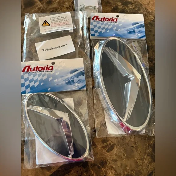 V Eagle NWT set of front & rear/Horn cap Emblem (Fits 2011-2016 Veloster & Turbo - Picture 9 of 11